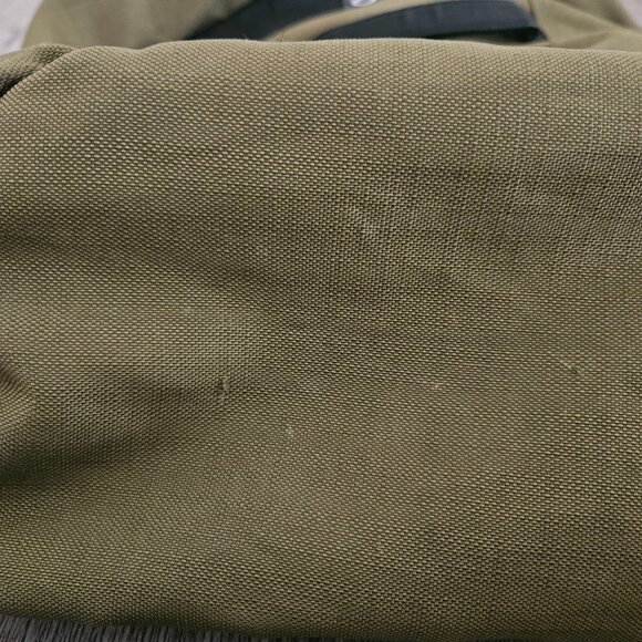 Oakley Icon 2.0 Tactical Field Gear Backpack – Olive Green Black – Unisex - Picture 9 of 13